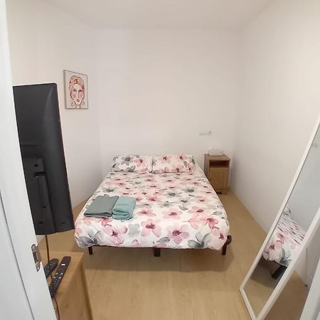 Apartmán Alquilo Mini Departamento Sant Boi de Llobregat Exteriér fotografie
