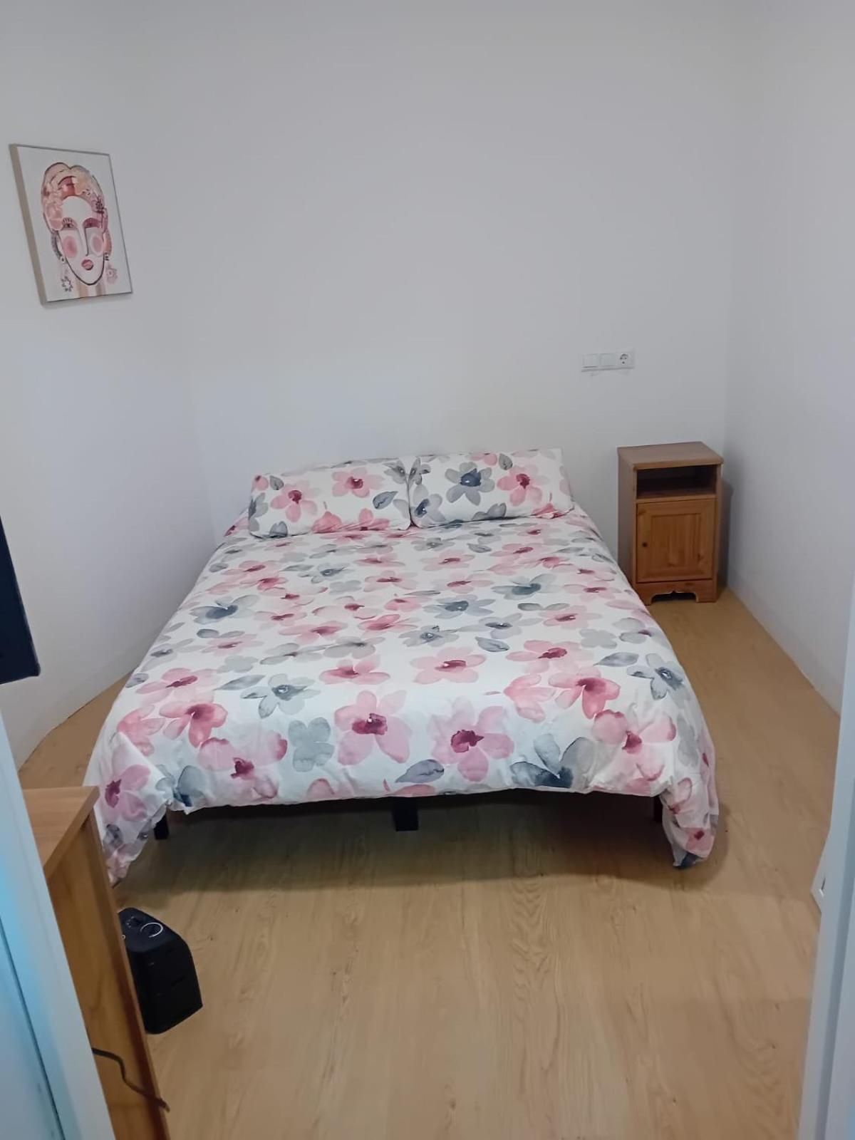 Apartmán Alquilo Mini Departamento Sant Boi de Llobregat Exteriér fotografie