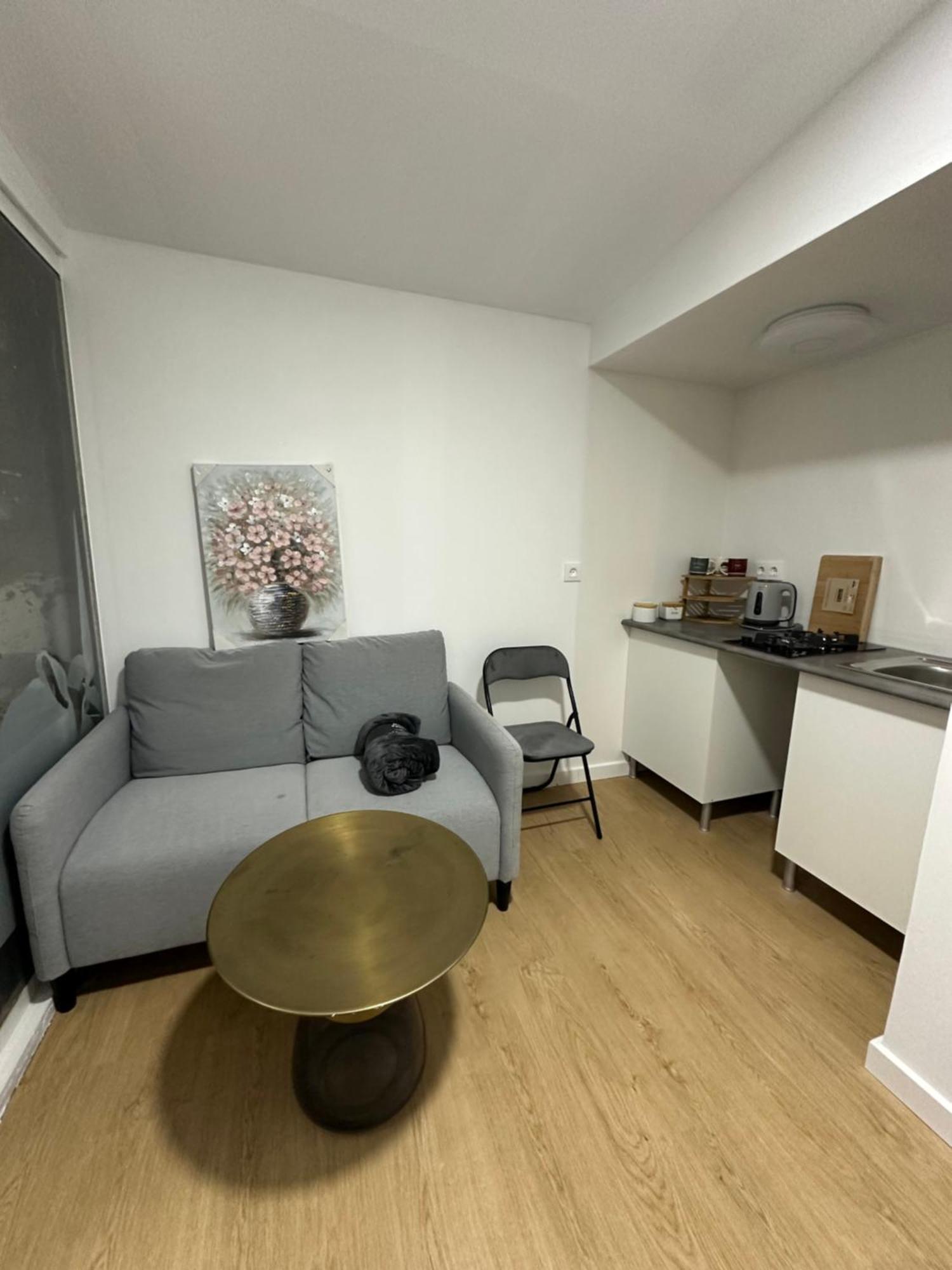 Apartmán Alquilo Mini Departamento Sant Boi de Llobregat Exteriér fotografie